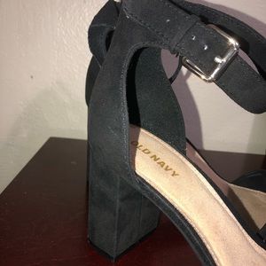 🖤 Black Old Navy Heels 🌚